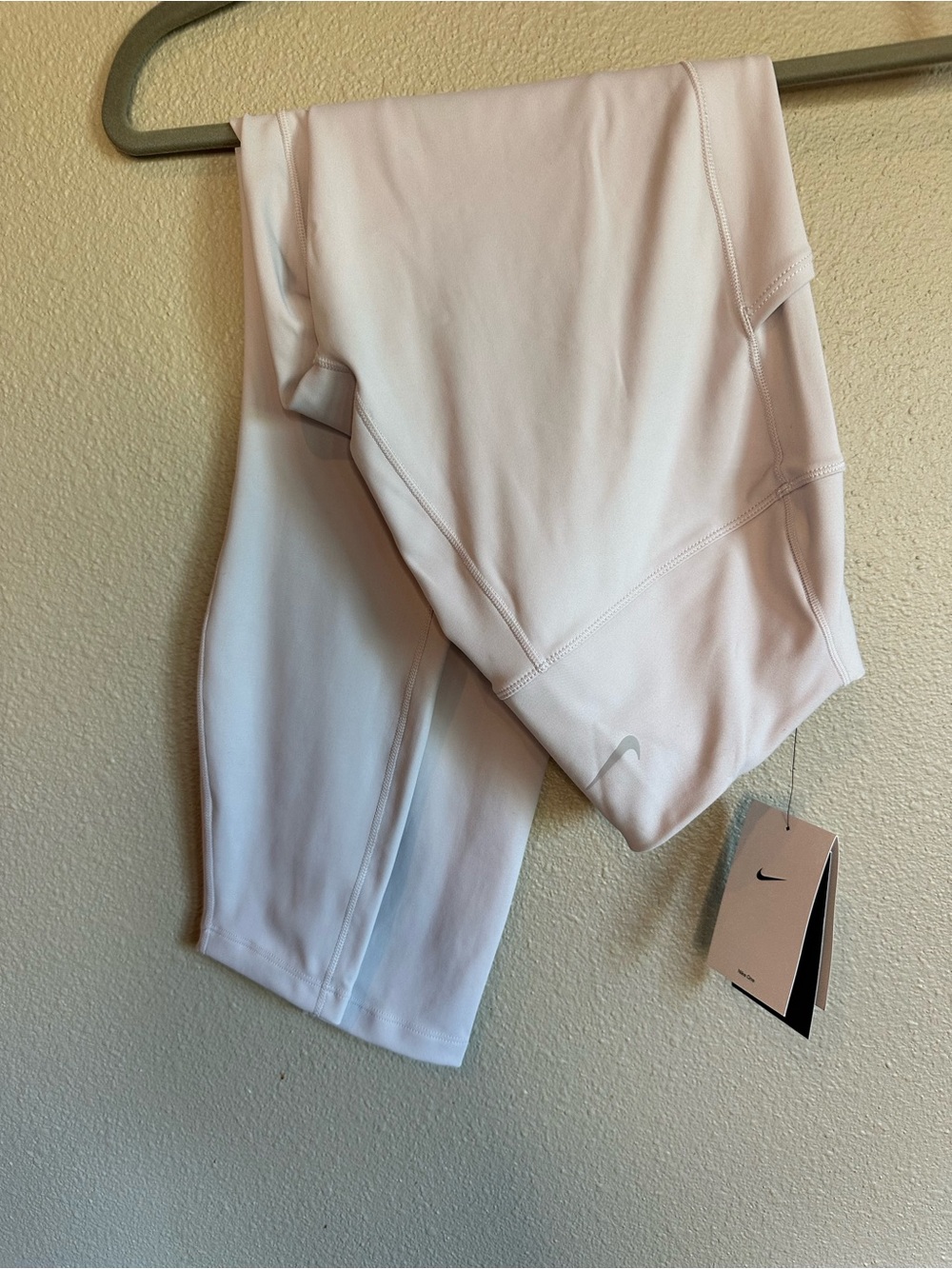 Nike High rise 7/8 length legging, lilac
